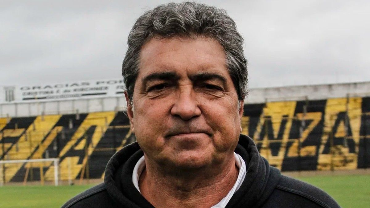 Alberto Pascutti se desempeñó como entrenador en varios clubes del ascenso. (Foto: @Club_AlteBrown)