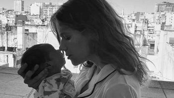 Violeta Urtizberea y un divertido posteo de su bebita, Lila: No fotos