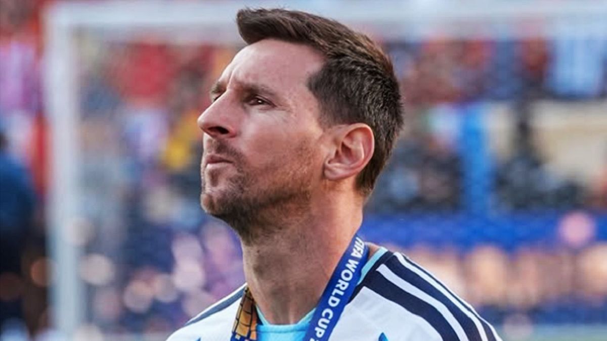 El apoyo de los famosos a la dolorosa carta de Messi tras la muerte de su papá: El mundo te ama