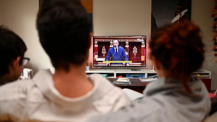 Con la vuelta a clases y la reapertura de comercios, Francia ya le puso fecha al inicio de la salida del confinamiento