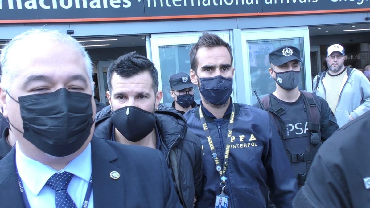 Batista esta mañana en Ezeiza al entregarse a la Justicia.&nbsp;
