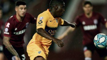 Boca perdió 2-1 contra Lanús en el Sur y dejó de ser el líder de la Superliga