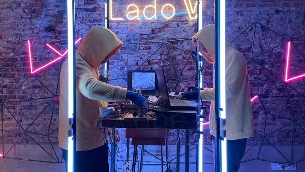 Lado V, un bar “instagrameable” con DJ´s en vivo. 