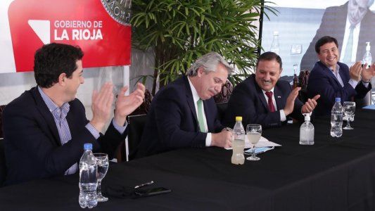 Por el positivo de Insaurralde, suspendieron el viaje a Catamarca de Alberto por una posible cadena de contagios