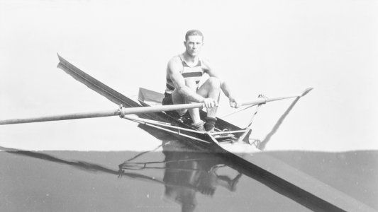 Las vidas de John Brendan Kelly: albañil, militar, remero, tricampeón olímpico, político y padre de una Princesa icónica