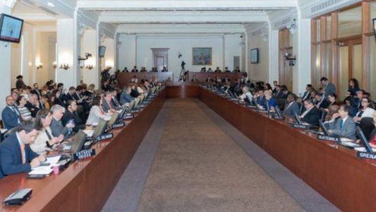 Con el apoyo de Estados Unidos, Argentina y Brasil, la OEA impulsa el TIAR, que incluye la opción de una intervención militar en Venezuela