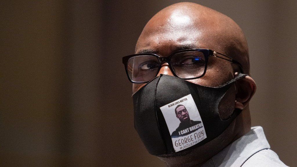 El pedido del hermano de George Floyd en el Congreso: Pongan fin al sufrimiento de los ciudadanos negros