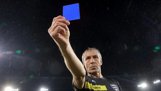 Revolución en el fútbol: comenzará a implementarse la TARJETA AZUL