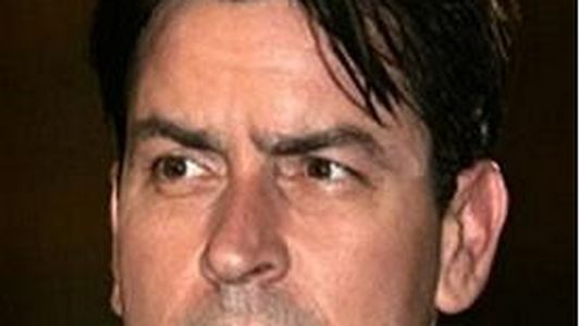 Actriz porno vinculada a Charlie Sheen está embarazada
