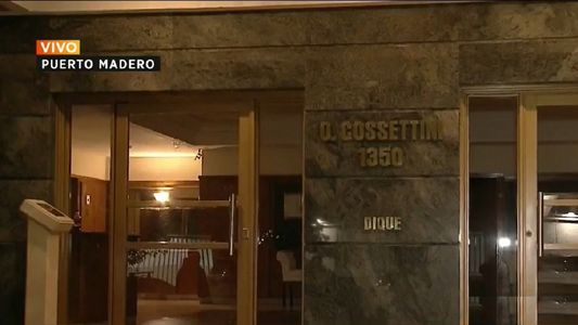 Balearon un edificio en Puerto Madero para escrachar a un portero estafador