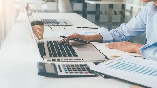 FCEM: reducción del plazo de pago para grandes empresas con PYMES proveedoras