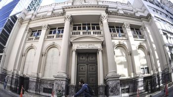 El Gobierno usó los USD 2.000 millones que recibió del FMI para recomprar Letras al BCRA