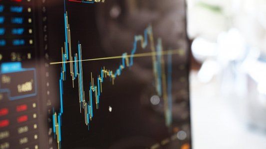 ¿Cómo invertir en la bolsa? Todos los detalles