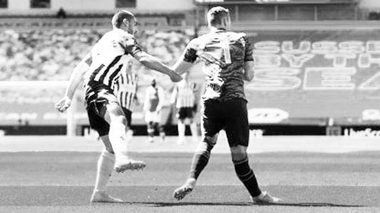 La durísima e impresionable lesión de Bernd Leno, el arquero del Arsenal