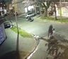 Video: así fue el momento en el que un policía mató a dos motochorros en Merlo