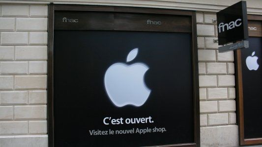 Francia: multa récord a Apple por maniobras contra la libre competencia