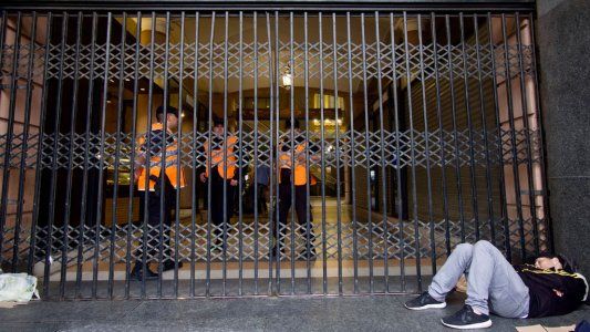 Miles de afectados, conciliación y amenaza de nuevas medidas: las postales del sorpresivo paro de trenes