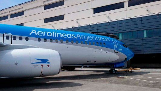 Por primera vez en 18 meses cayó la cantidad de turistas que viajó al exterior