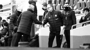 Mourinho le ganó el duelo a Bielsa y Tottenham goleó a Leeds por la Premier League