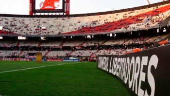 Los insólitos requisitos a los hinchas de River en Colombia
