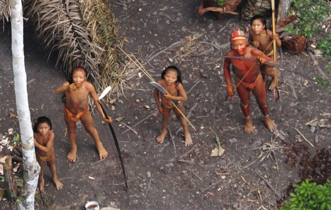 Integrantes de una tribu de la Amazonía