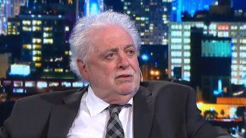 Ginés González García, emocionado por su homenaje, aseguró: No hubo vacunatorio VIP, todos correspondían