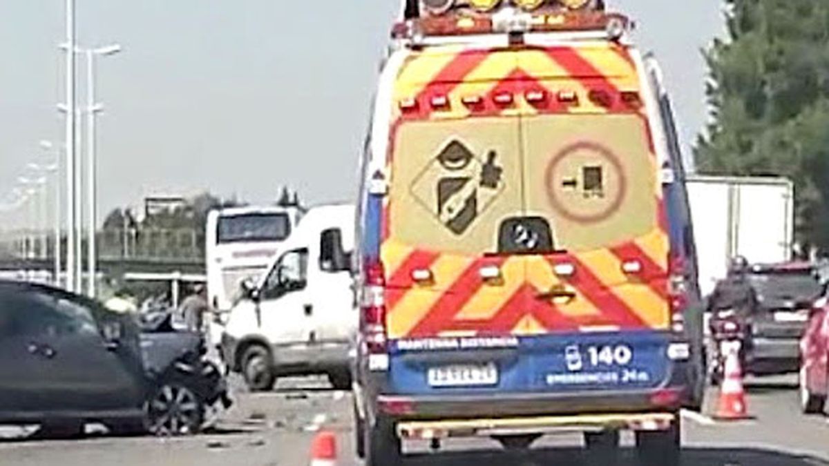 Choque fatal en la Autopista del Oeste: al menos tres muertos