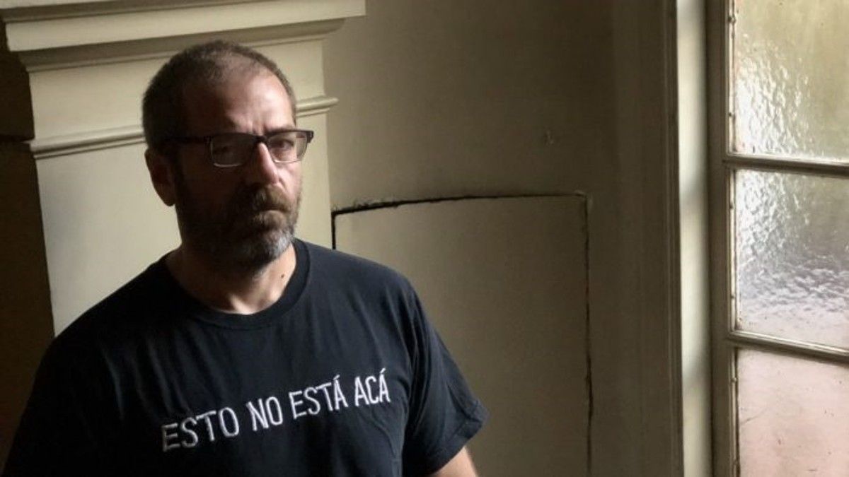 Carlos Busqued publicó Magnetizado, el resultado de 90 horas de conversación que tuvo con el asesino de taxistas. 
