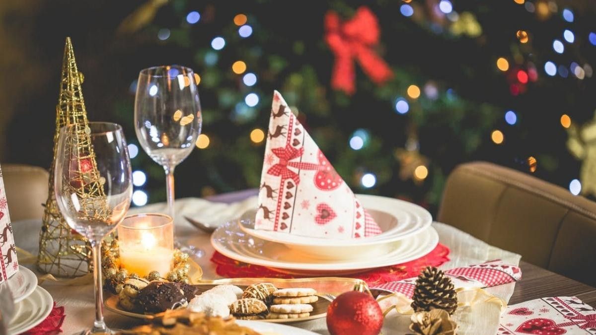 Una cena promedio para 4 personas sale $3.240