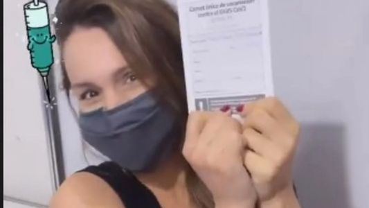 Pampita se vacunó contra el Covid: Ya estoy protegida