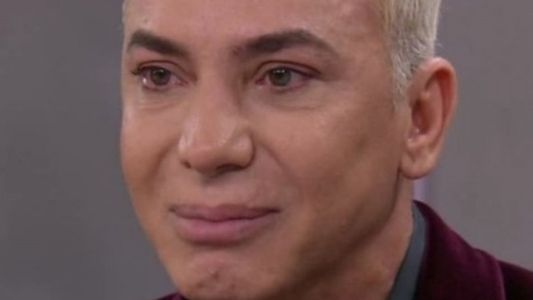 Flavio Mendoza trató de patas sucias a los empleados de una pizzería y lo destrozaron