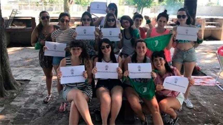 Hinchas de Huracán rechazan la contratación de jugadores denunciados por violencia de género