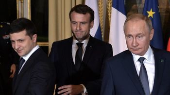 Mientras Macron intenta mediar en el conflicto entre Rusia y Ucrania Mientras Macron intenta mediar en el conflicto entre Rusia y Ucrania