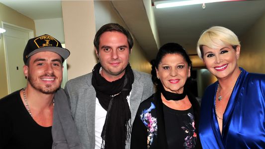 Encuentro cumbre | Carmen Flores se cruzó con Casán y Barbieri