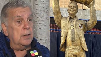 La sugerente y polémica foto de Luis Ventura en medio del debate por la estatua de Marcelo Gallardo: Yo no...