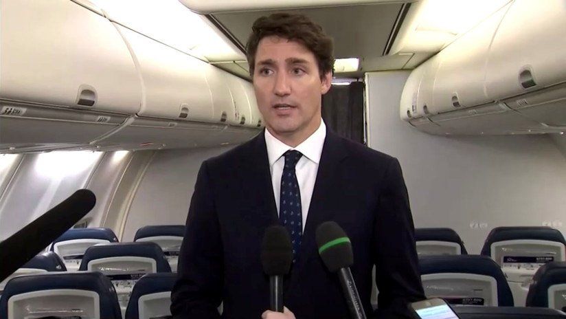 El premier canadiense Justin Trudeau pidió disculpas por una foto racista y tonta