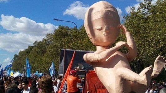 Aborto: un recurso de amparo busca poner freno a la despenalización