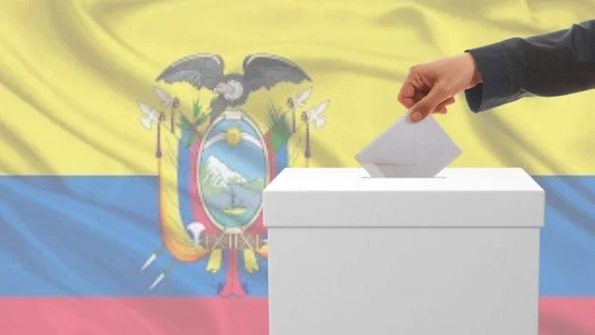 Balotaje en Ecuador: Daniel Noboa aventaja a Luisa González por 57