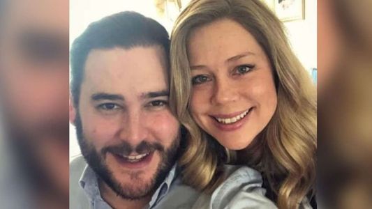 Una pareja se conoció por una app citas y tiempo después descubrió que habían...