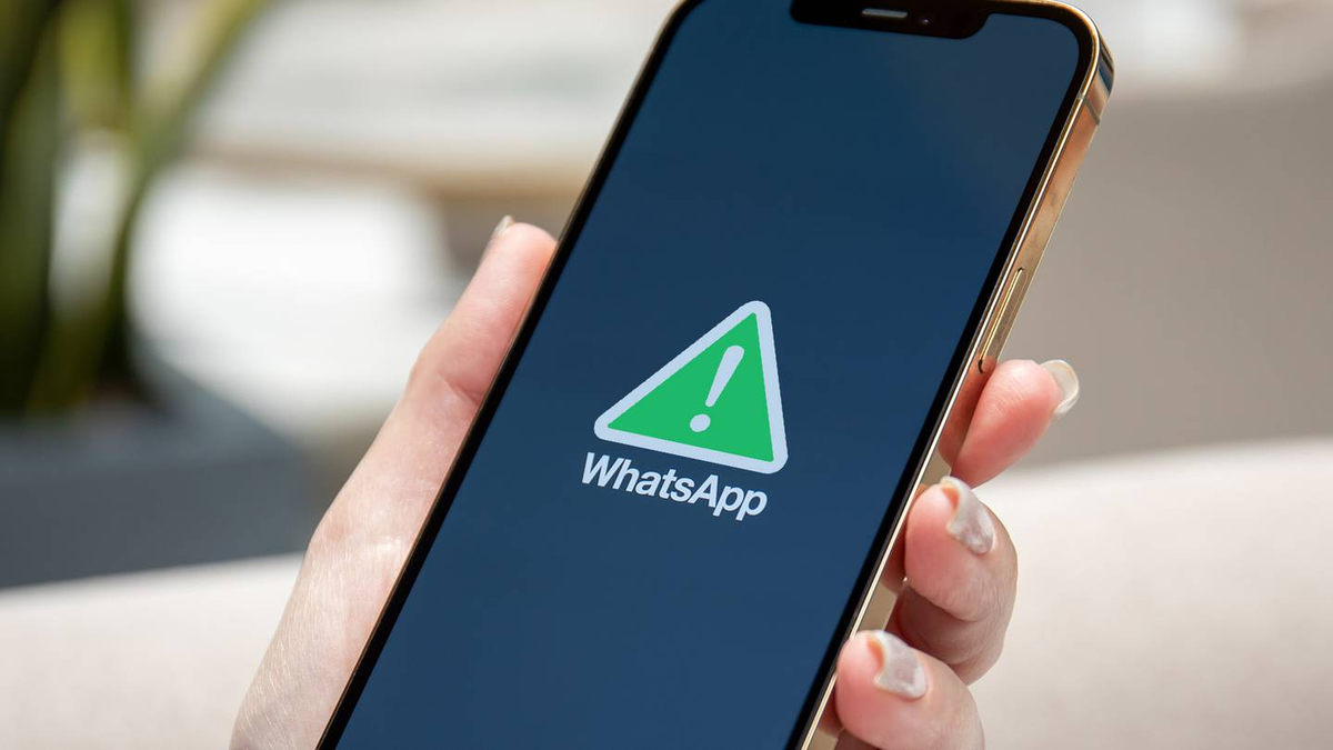 How to avoid WhatsApp hanging due to some apps