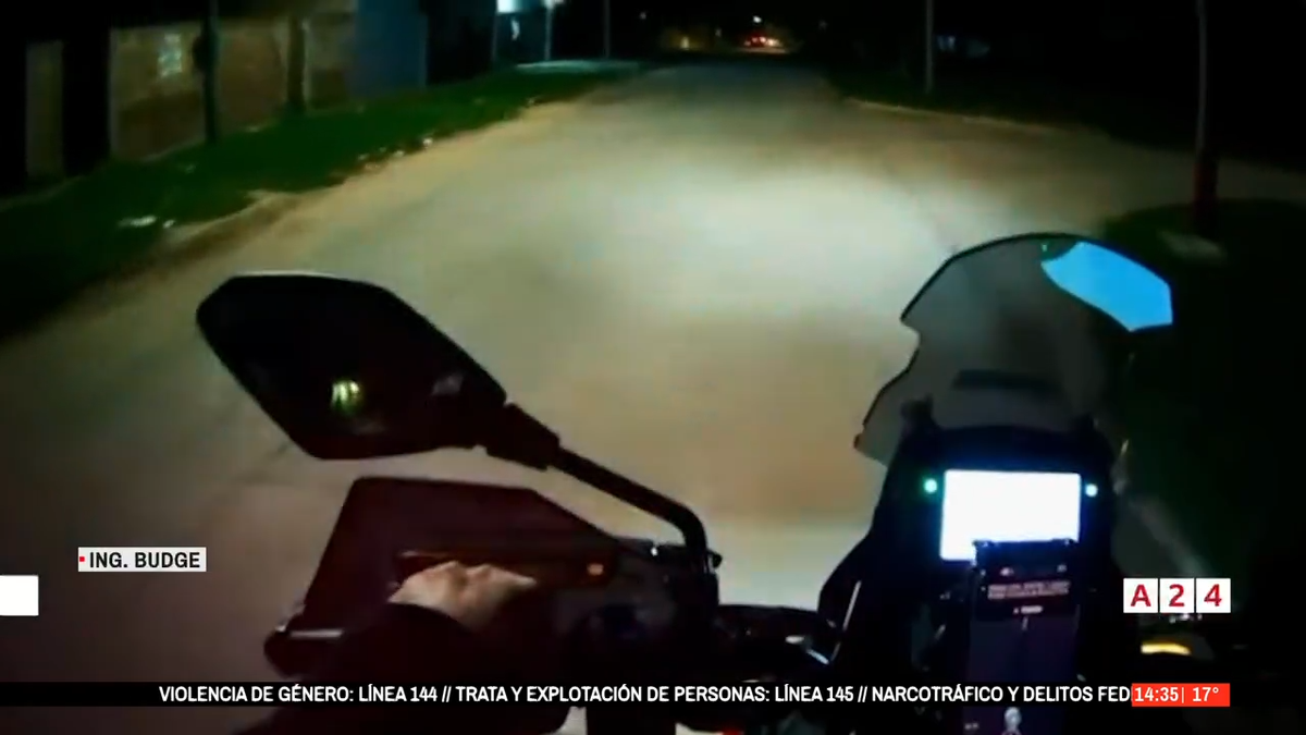 Cuatro delincuentes atacaron a un conductor de viajes por aplicación en Ingeniero Budge tras pedir un viaje con un perfil falso. (Foto: captura de pantalla).