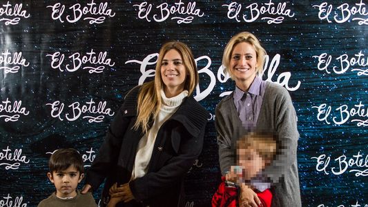 Salida de amigas: Mónica Antonópulos y Mey Scapola junto a sus hijos