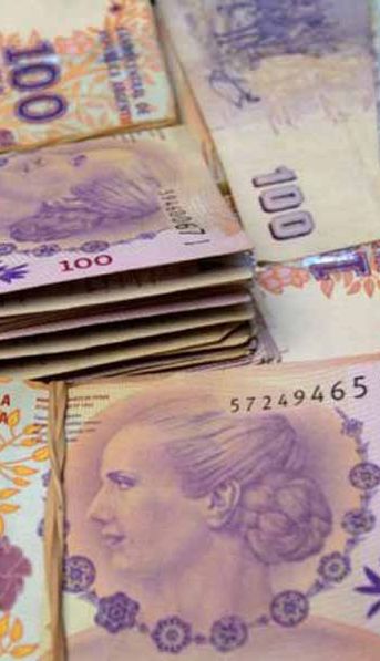 Economía pasó la primera licitación post canje y colocó el equivalente al 113% de vencimientos