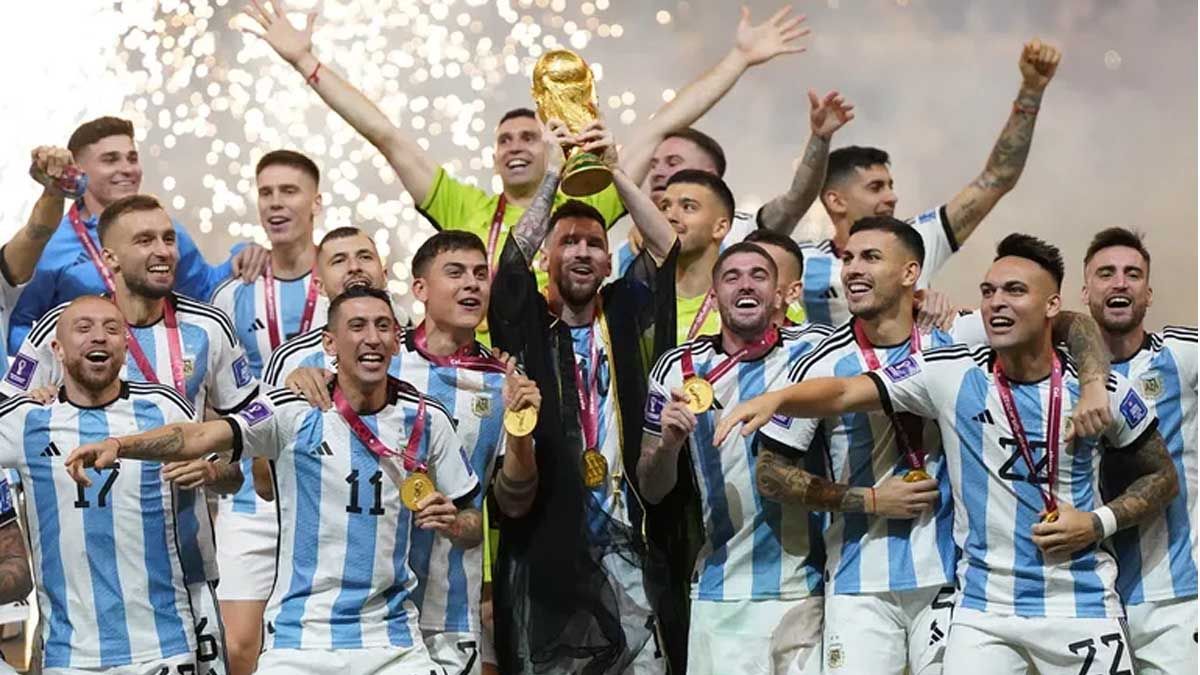 Hay gran expectativa en los hinchas argentinos por celebrar el título de Qatar 2022 con los jugadores. (Foto: Archivo)