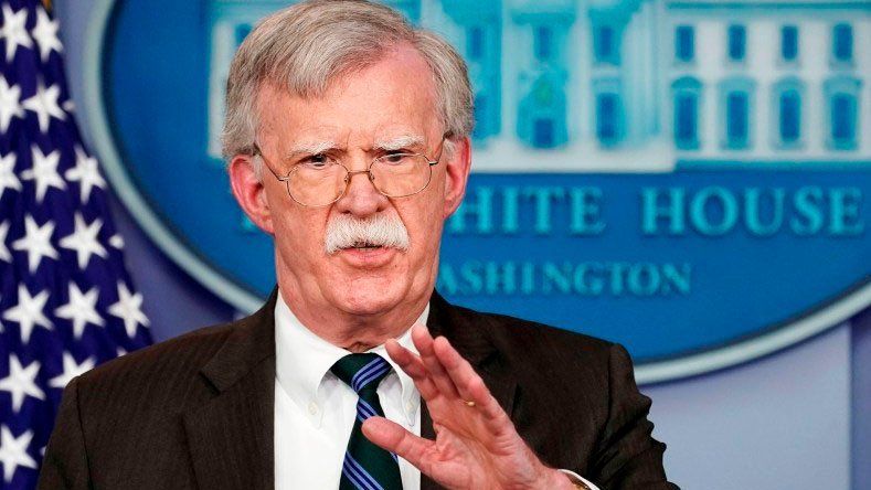 La revelación de un exasesor, la nota inesperada que complica a Trump en el proceso de impeachment