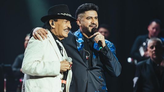 Ráfaga celebró sus 28 años de carrera con un Gran Rex repleto y varios invitados