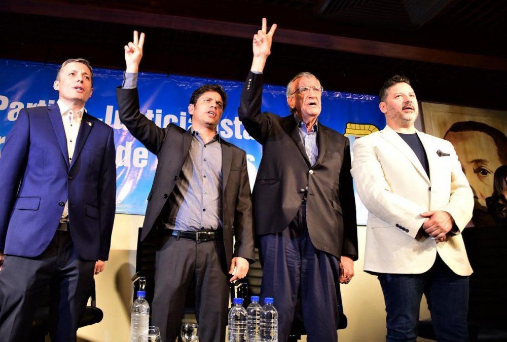 Gustavo Menéndez vuelve a presidir el PJ bonaerense y promete apoyar a Alberto y a Axel Kicillof
