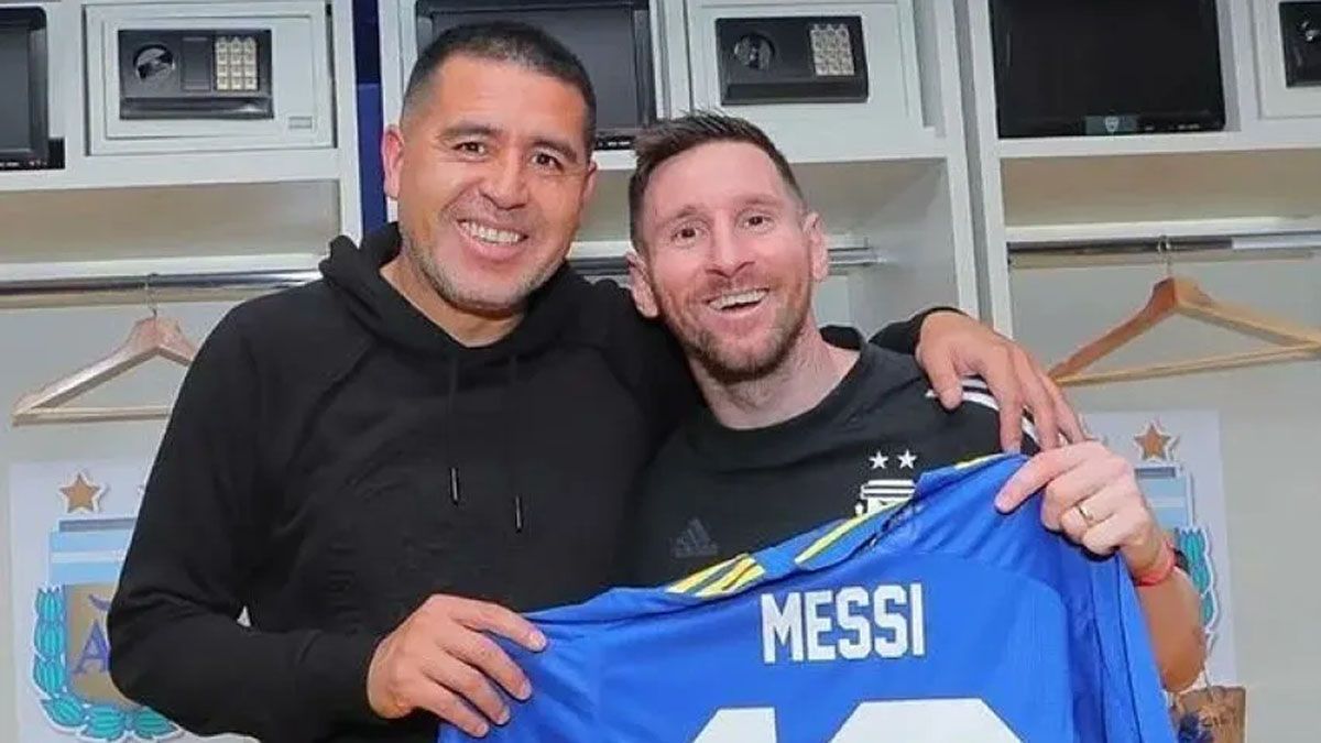 Juan Román Riquelme y Lionel Messi&nbsp;