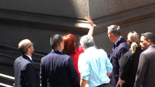 El sorpresivo gesto de Cristina Kirchner en el Congreso para responder a los gritos en su contra