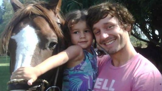 El desgarrador fragmento del libro de Benjamín Vicuña para Blanca: Me tocó vestir a mi hija para su funeral